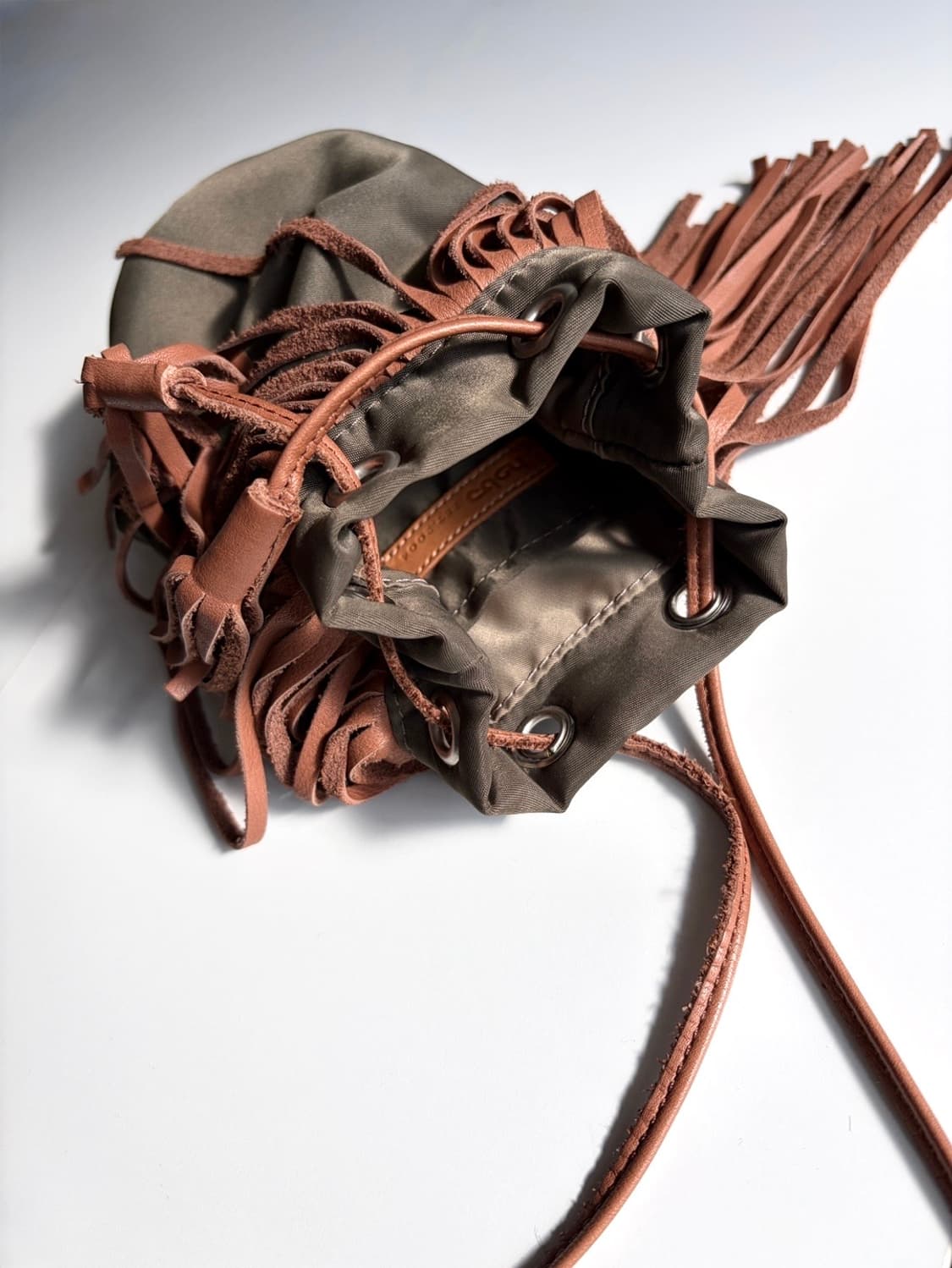 [hobo] cow leather fringe drawstring bag 상품이미지8