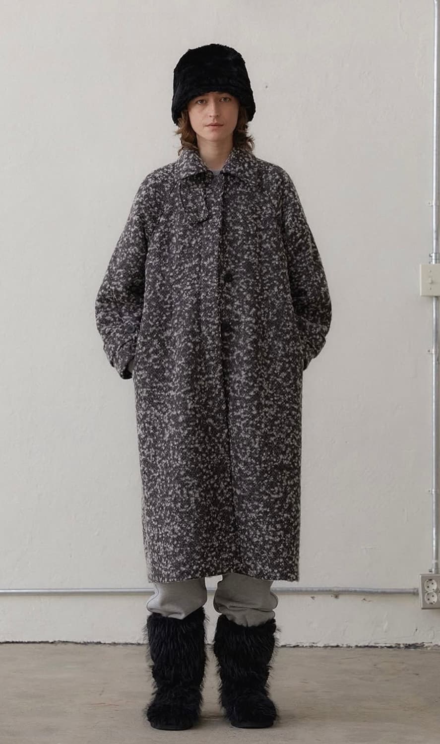 에핑글러 하이넥 코트 팝콘 브라운 상품이미지1