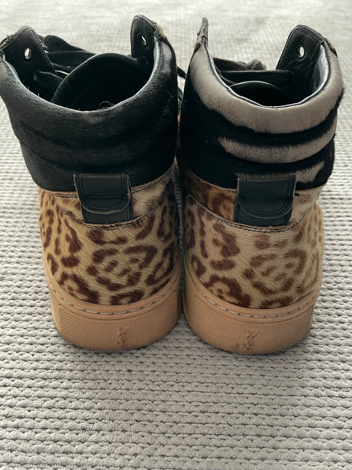 생로랑 레오파드 송치 스니커즈 상품이미지4