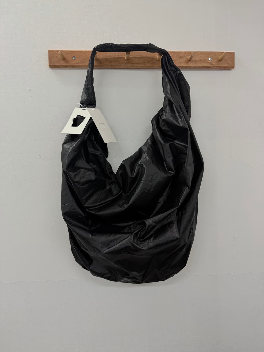 이코크 글로시 탱글 트위스트백 라지 새상품 상품이미지1