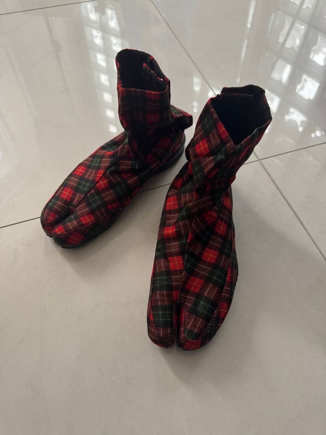 TABI SNEAKER 타비 스니커즈 상품이미지1