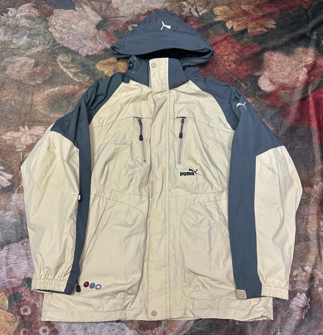 푸마 빈티지 올드스쿨 베이지후드바람막이 XL 상품이미지1