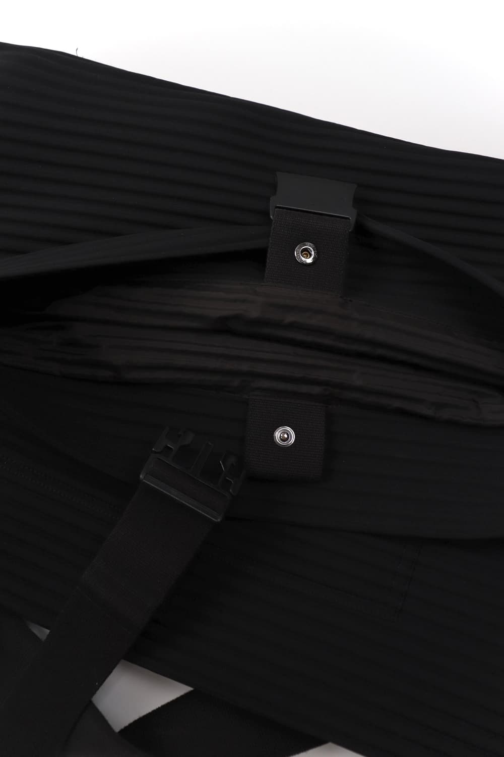 옴므플리세 Messenger Bag Black 상품이미지3