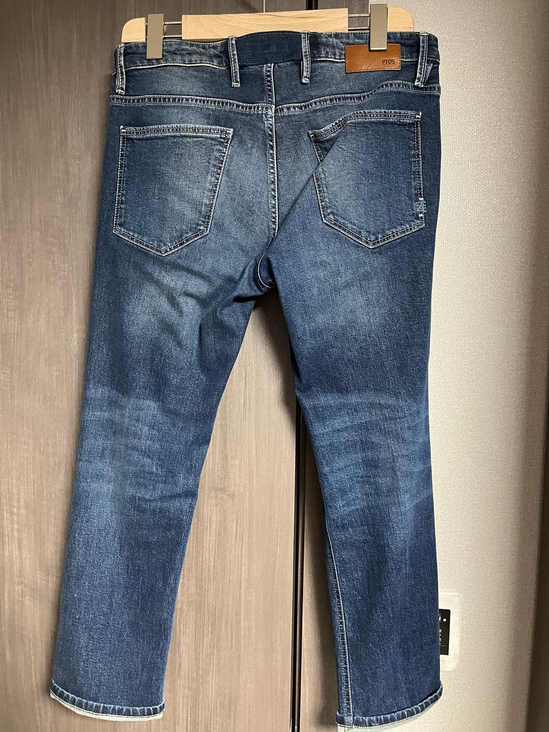 한섬 PT05 남성 데님 그린스티치 버전 상품이미지2