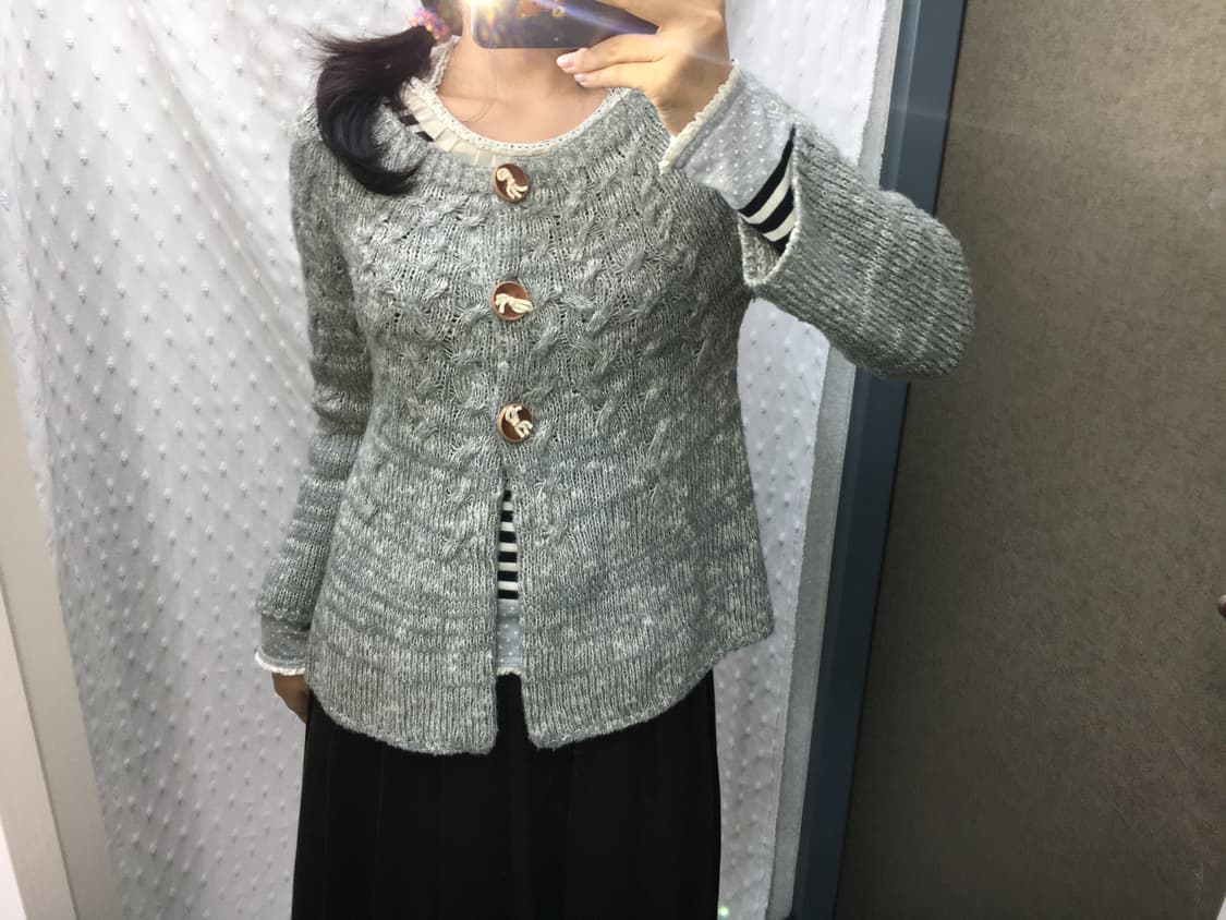 그레이 단추 포인트 가디건 상품이미지1