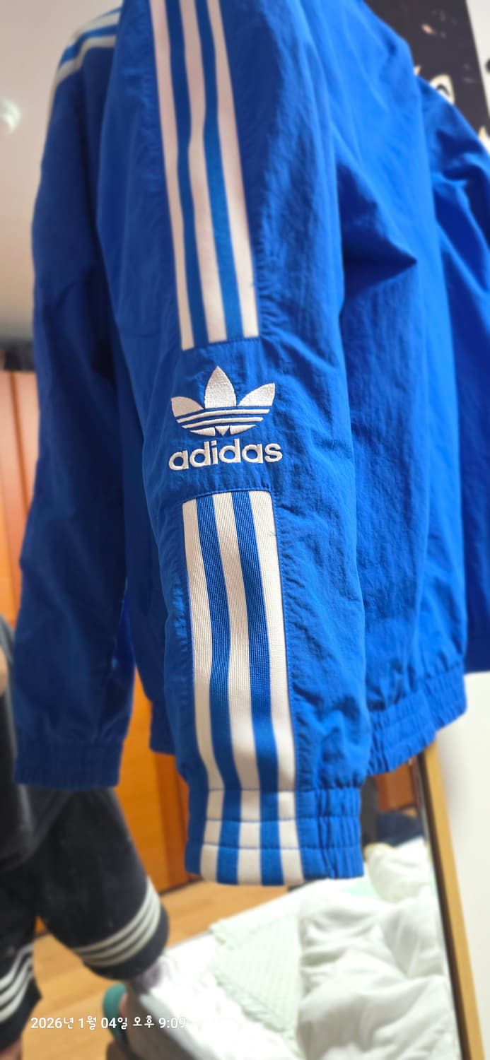 95 사이즈) 아디다스 락업 트랙탑 상품이미지3