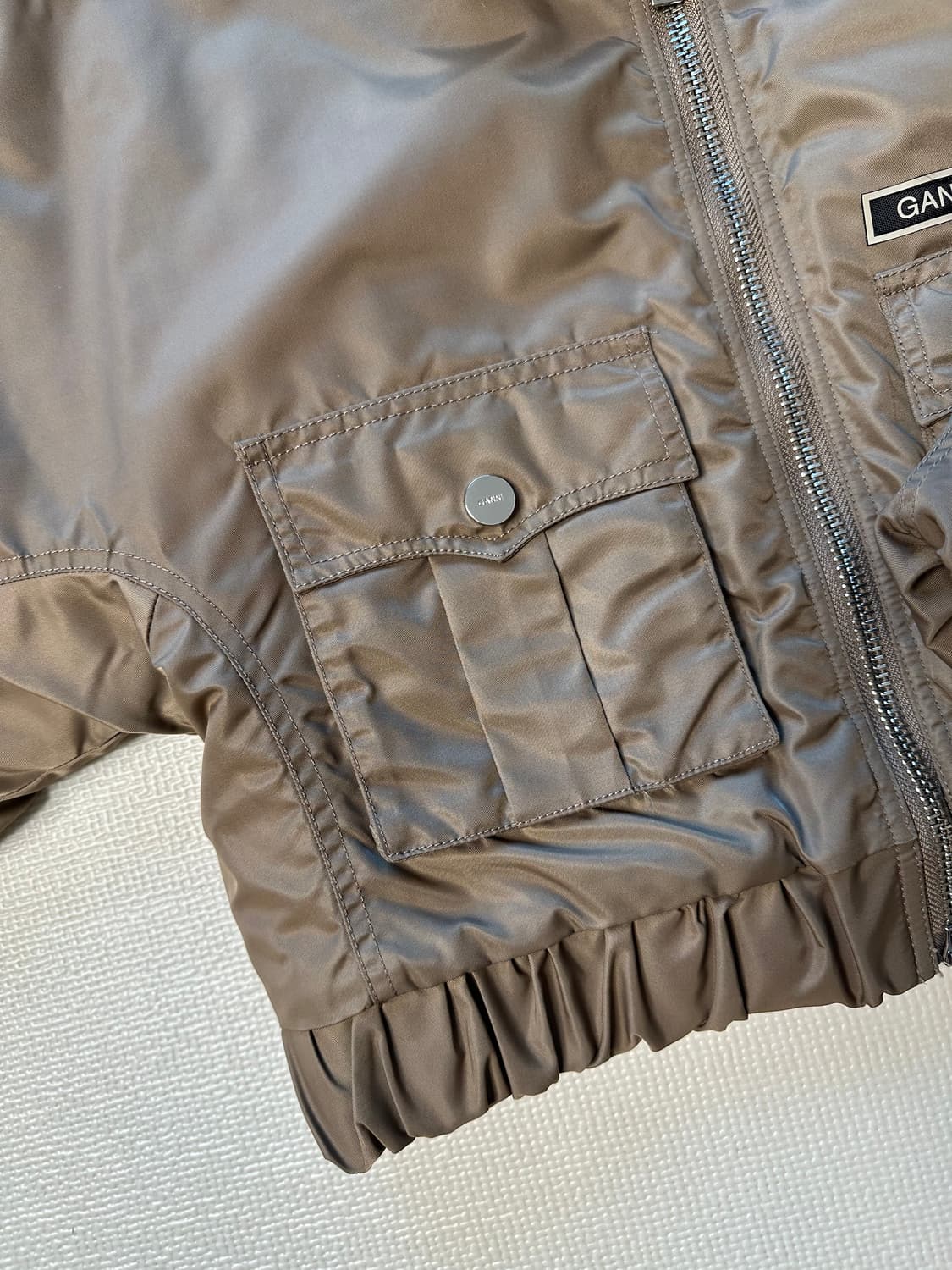 Ganni 크롭 MA1 항공점퍼 34사이즈 상품이미지3