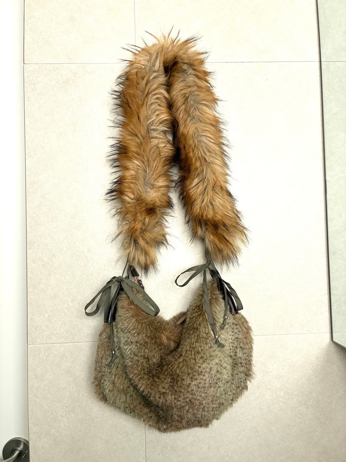 퍼 크로스백 상품이미지1