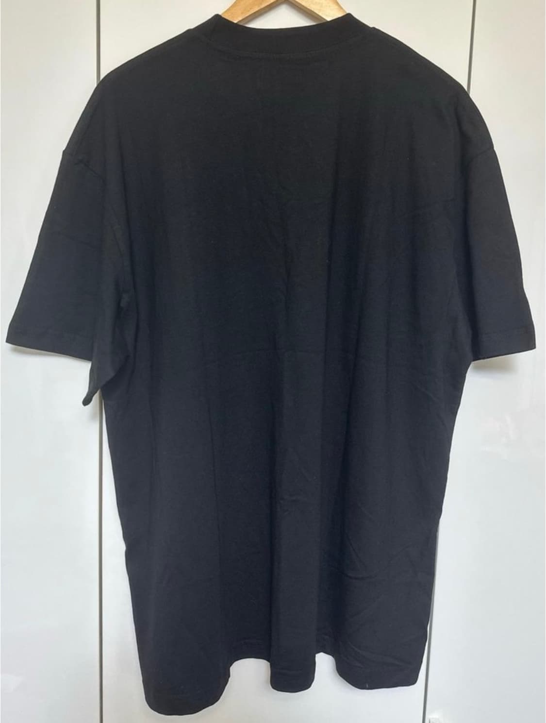 MCM 블랙 로고 반팔 티셔츠 상품이미지4