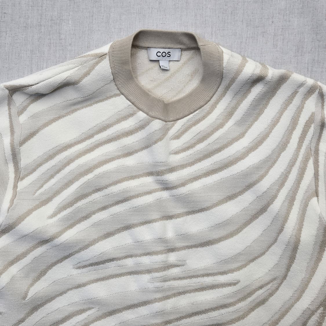 COS 코스 웨이브 패턴 스웨터 s 상품이미지3