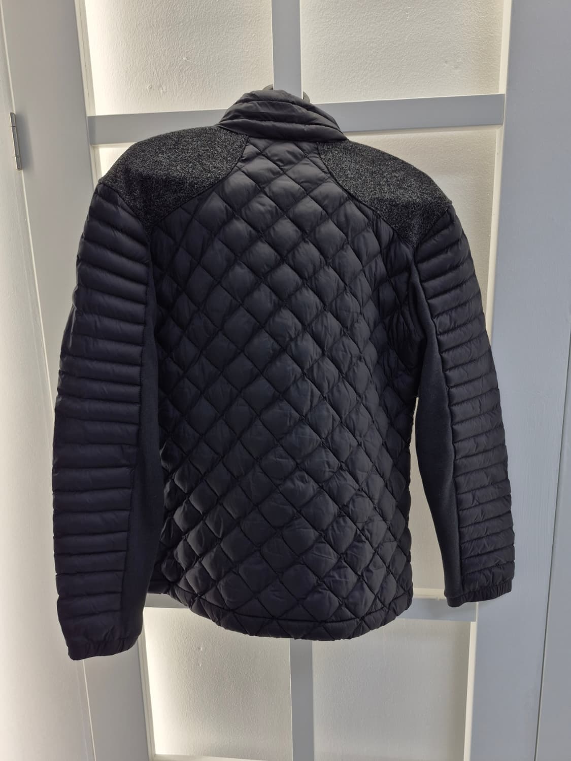 머렐 정품 오리털경량패딩 100사이즈 팝니다 상품이미지2