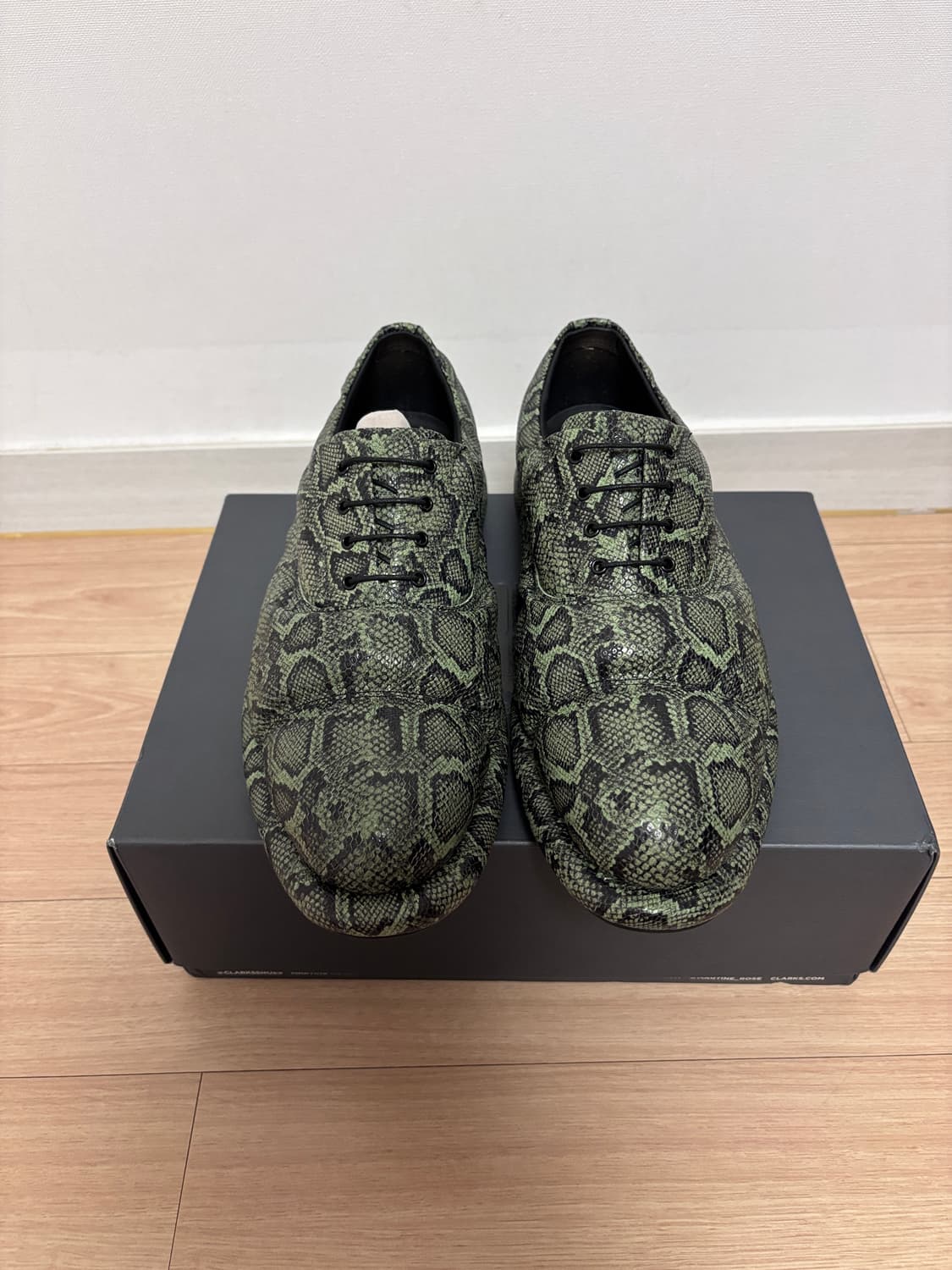 새상품) uk 8.5 (270~275) 클락스 마틴 로즈 뱀피 더비슈즈 상품이미지2