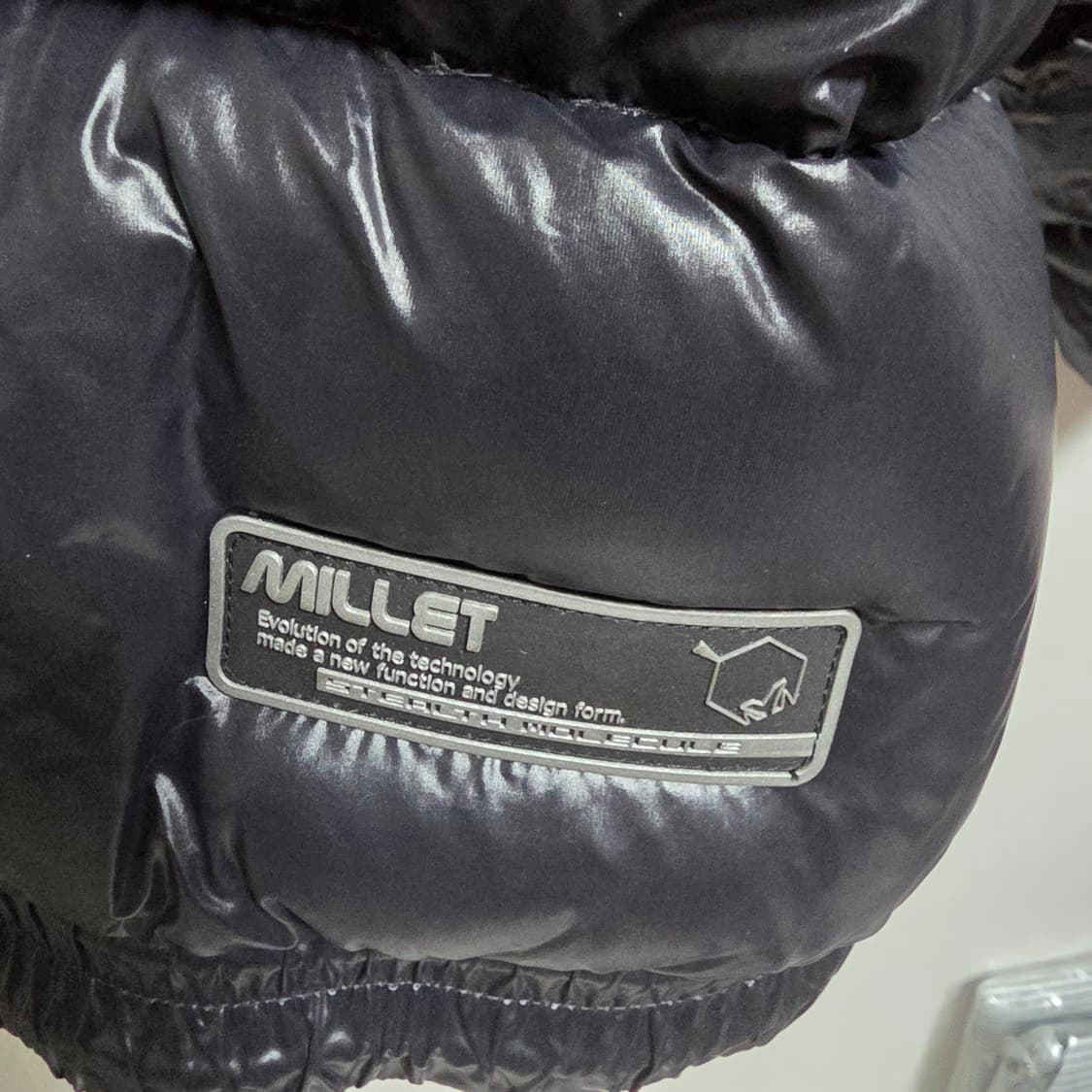 [M] LMC x 밀레 콜라보 광택 푸퍼 패딩 블랙 (1 상품이미지6