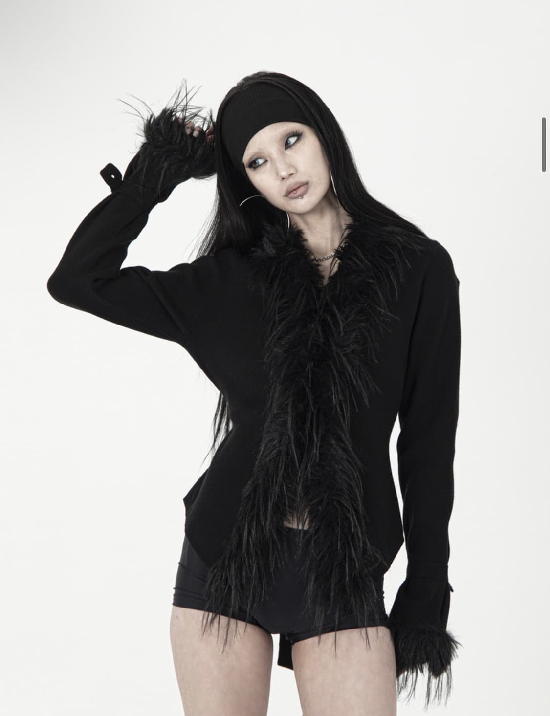 달링유어배드 fur-trimmed back strap cardigan 상품이미지2