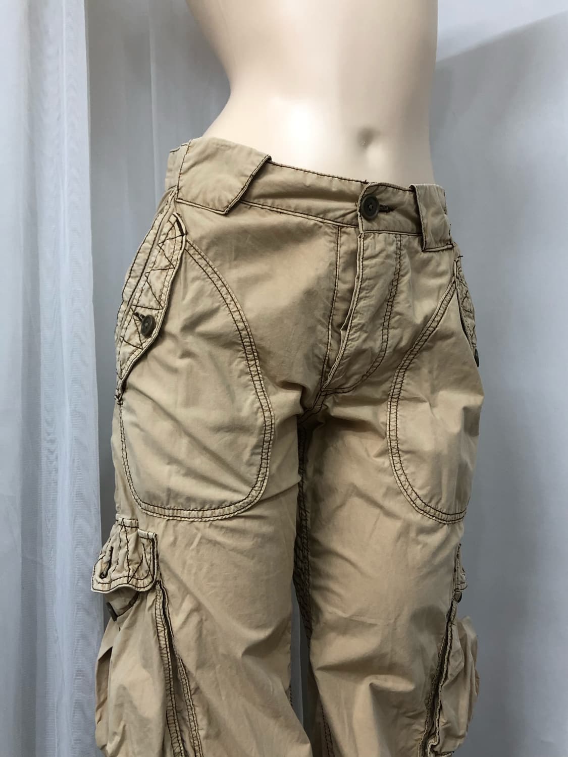 y2k beige stitch detail cargo pants 상품이미지3