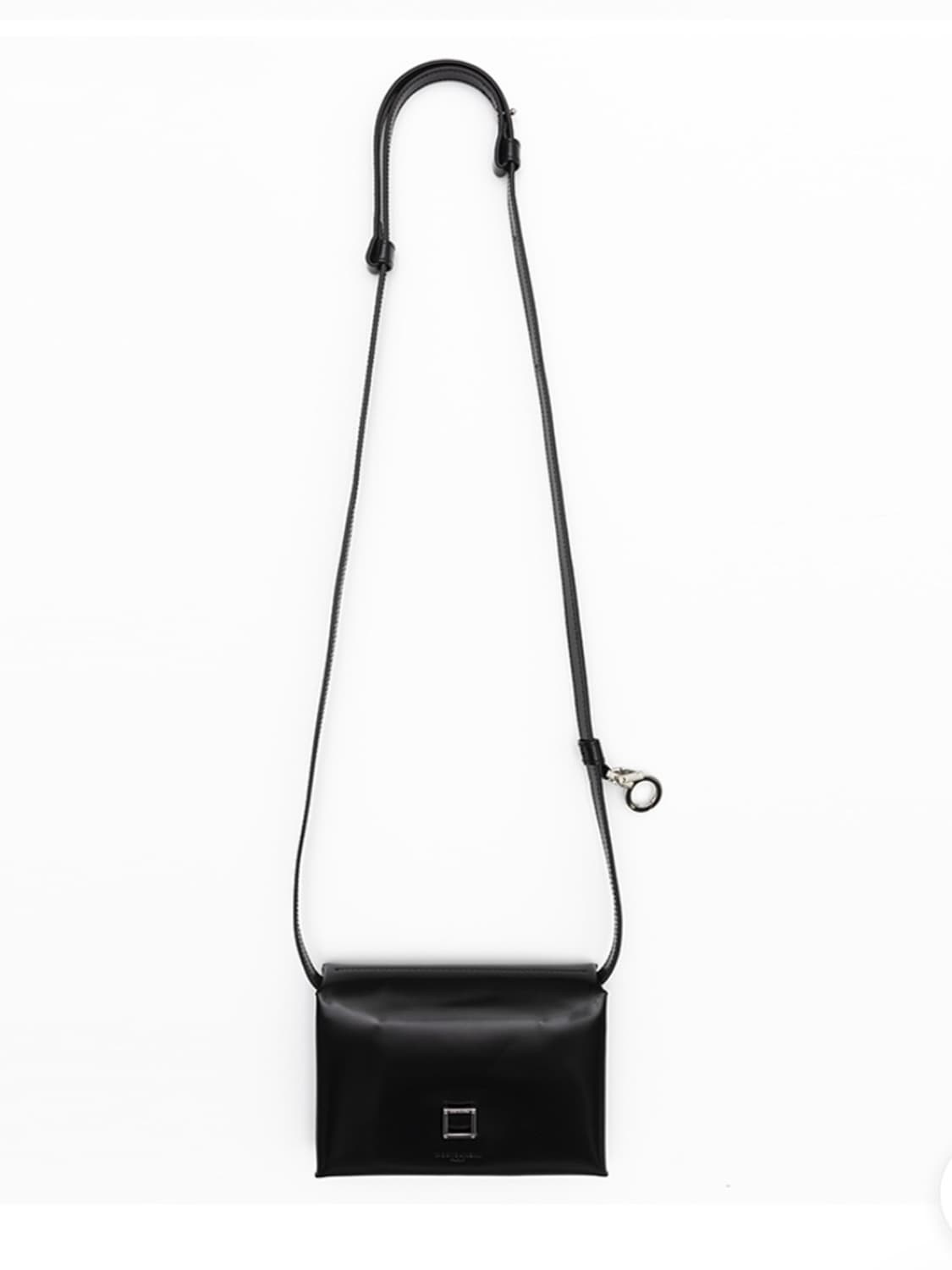 우영미 블랙 폴딩 크로스백 상품이미지3