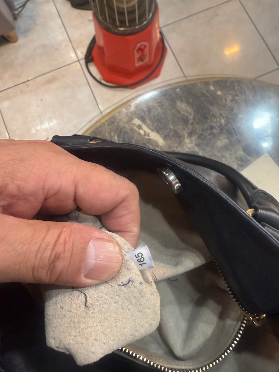 정품 프라다 레더 토트백 팝니다 상품이미지10