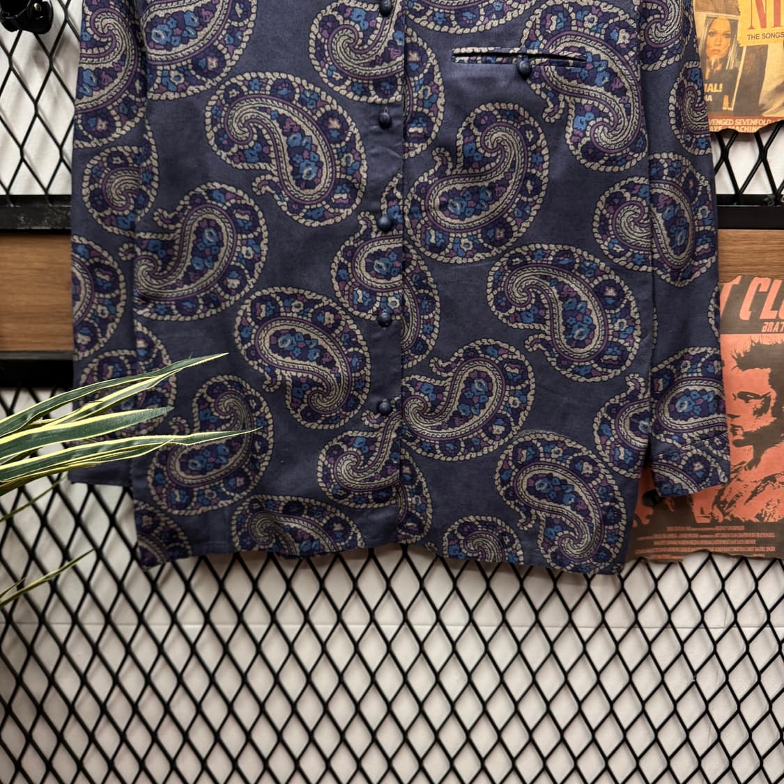 발렌티노 프린트 패턴 셔츠 전면 원포켓 포인트 퍼플 상품이미지4