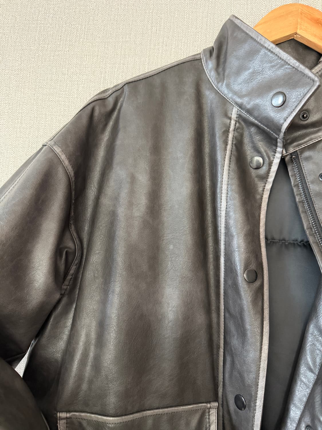 에잇세컨즈 레더 점퍼 자켓 상품이미지3