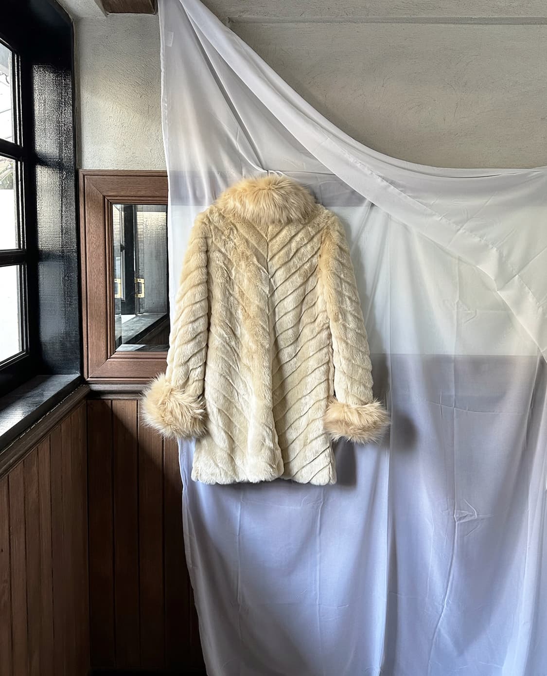 RIENDA cream faux fur jacket 상품이미지6