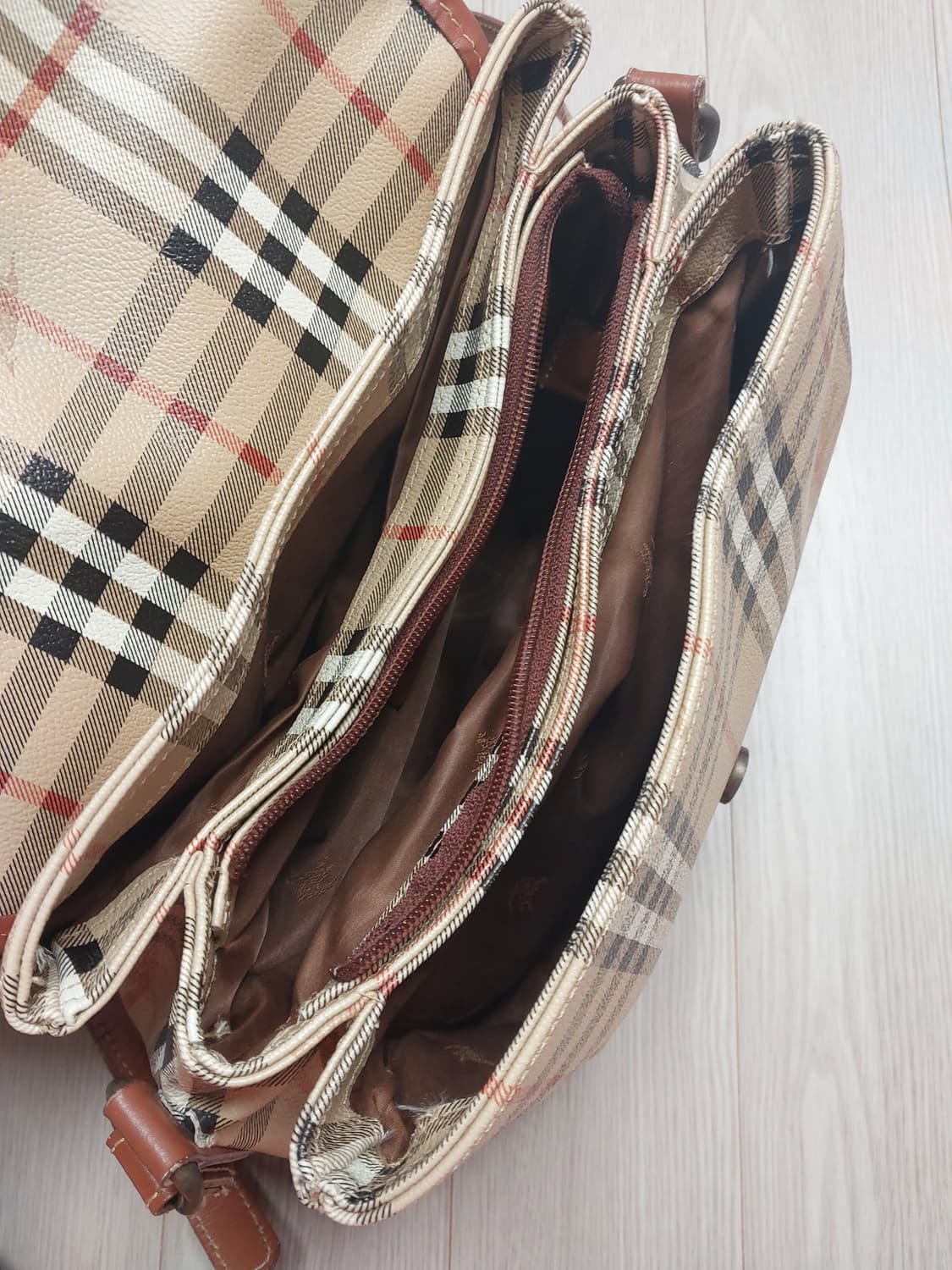 정품 버버리 노바체크 크로스백 상품이미지8