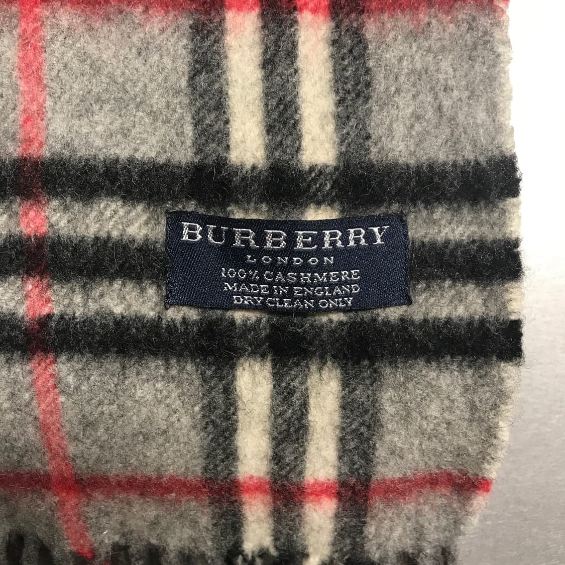 버버리 정품 캐시미어 머플러 그레이 상품이미지3