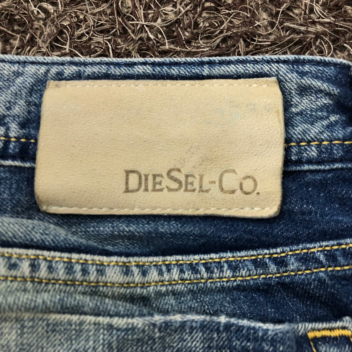 디젤 Zatiny 워싱 부츠컷 데님 팬츠 상품이미지7