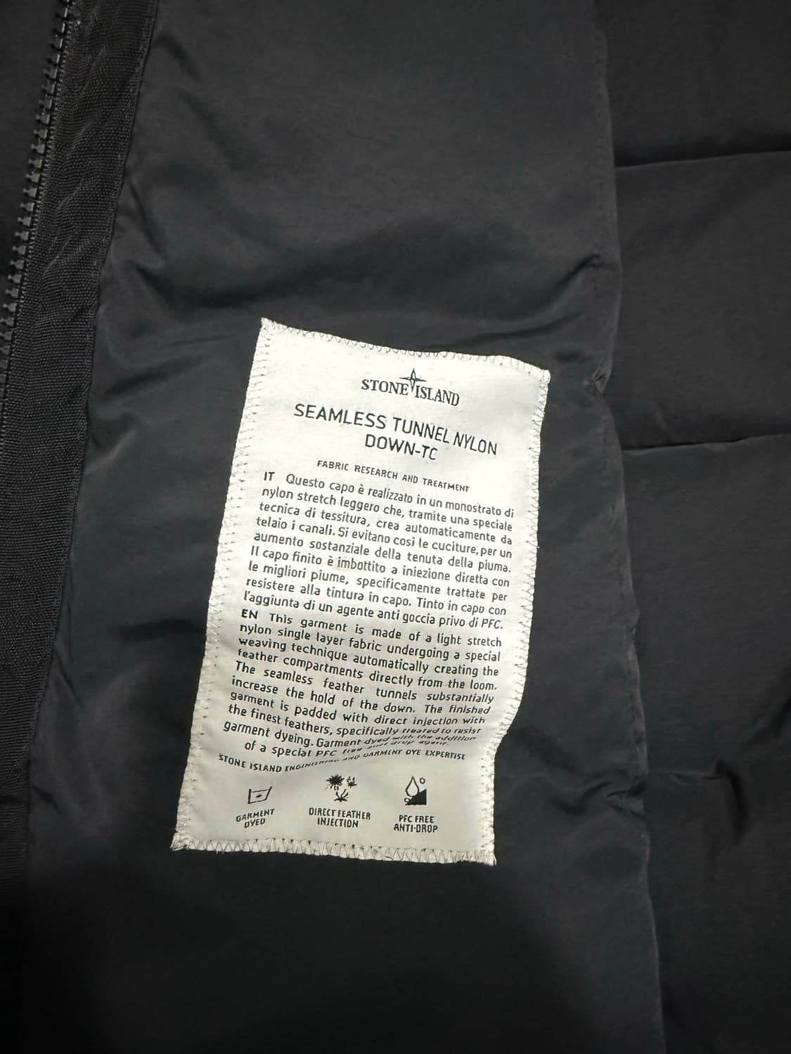 스톤아일랜드 심리스 패딩 L 상품이미지5