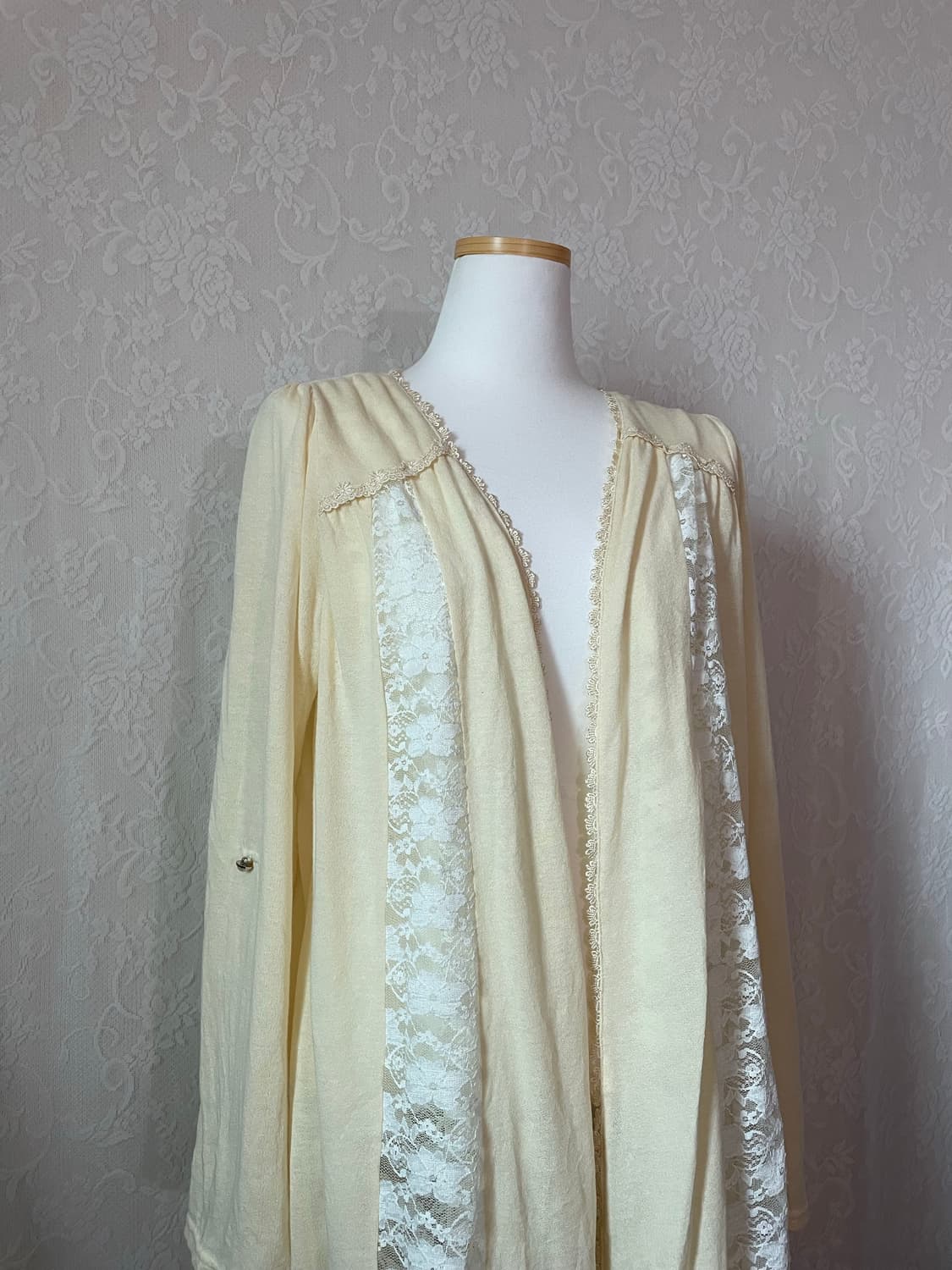 엑시즈팜 레이스 레몬 배색 롱 가디건 상품이미지2