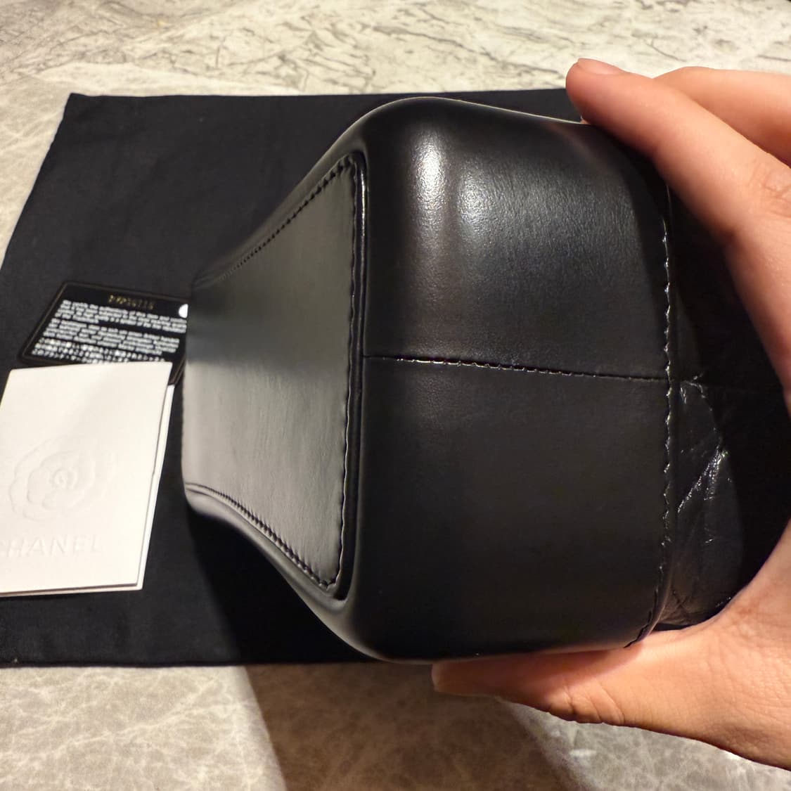 샤넬 가브리엘 백팩 블랙 스몰 27번대 상품이미지4