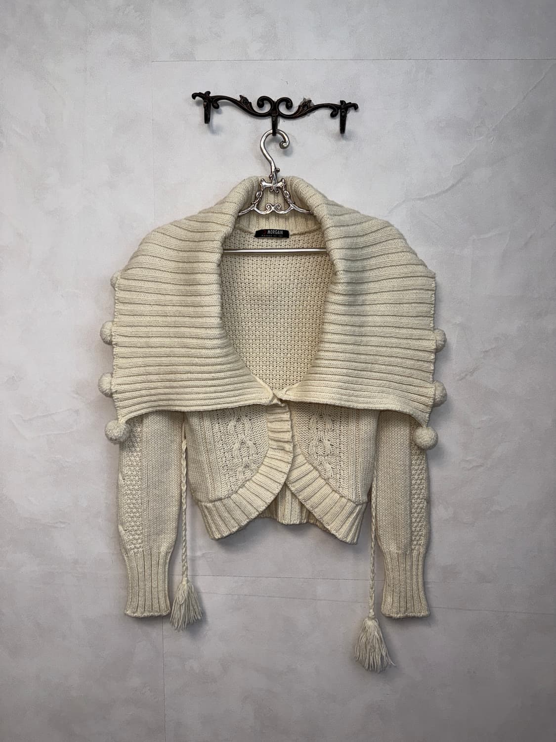Morgan ivory knit ball off shoulder 가디건 상품이미지3