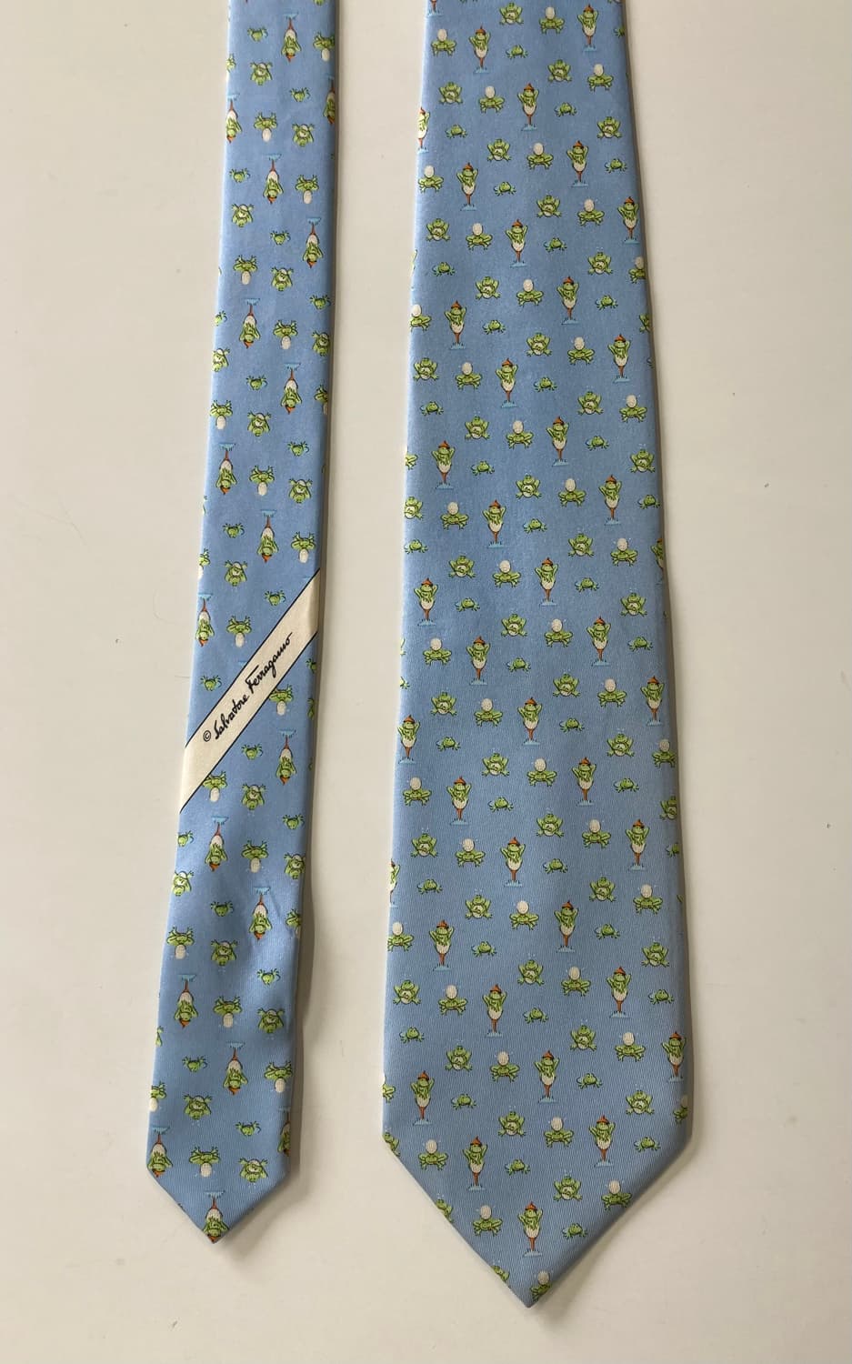 페레가모 넥타이 상품이미지1