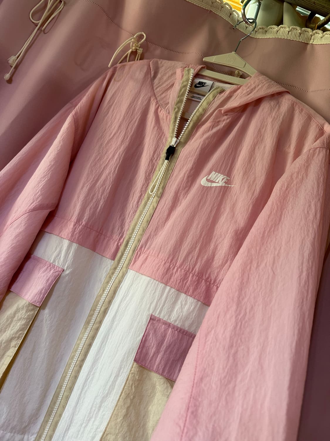 나이키 여자 여성 우븐 스우시 핑크 바람막이 자켓 재킷 바막 상품이미지4