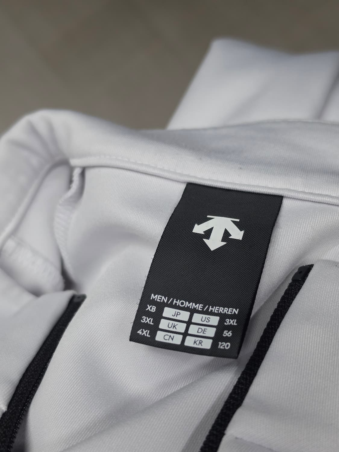 데상트 국가대표 트레이닝 집업 상품이미지4