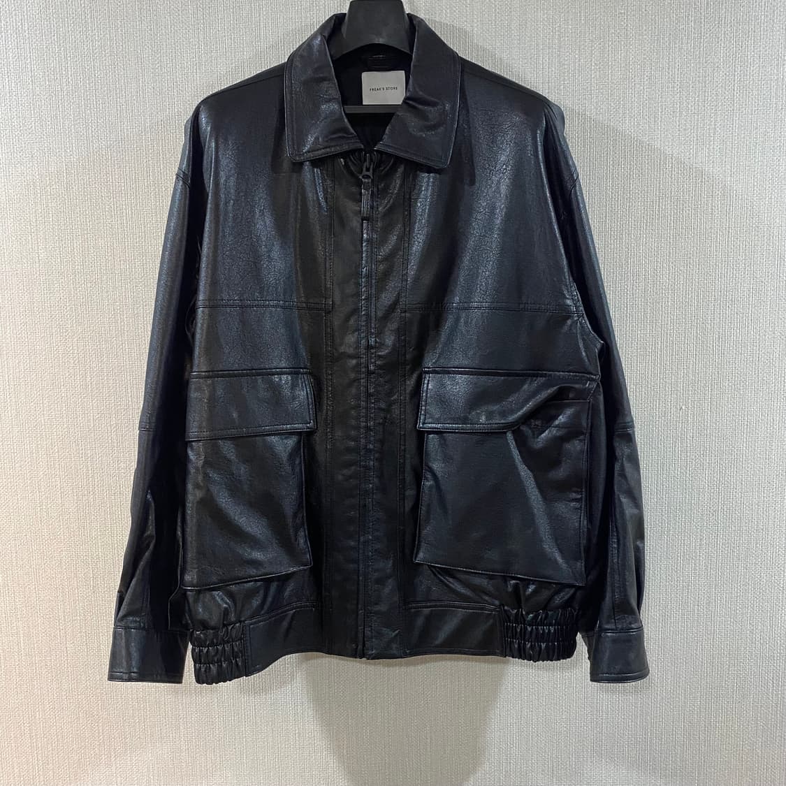 프릭스스토어 레더 봄버 자켓 상품이미지1
