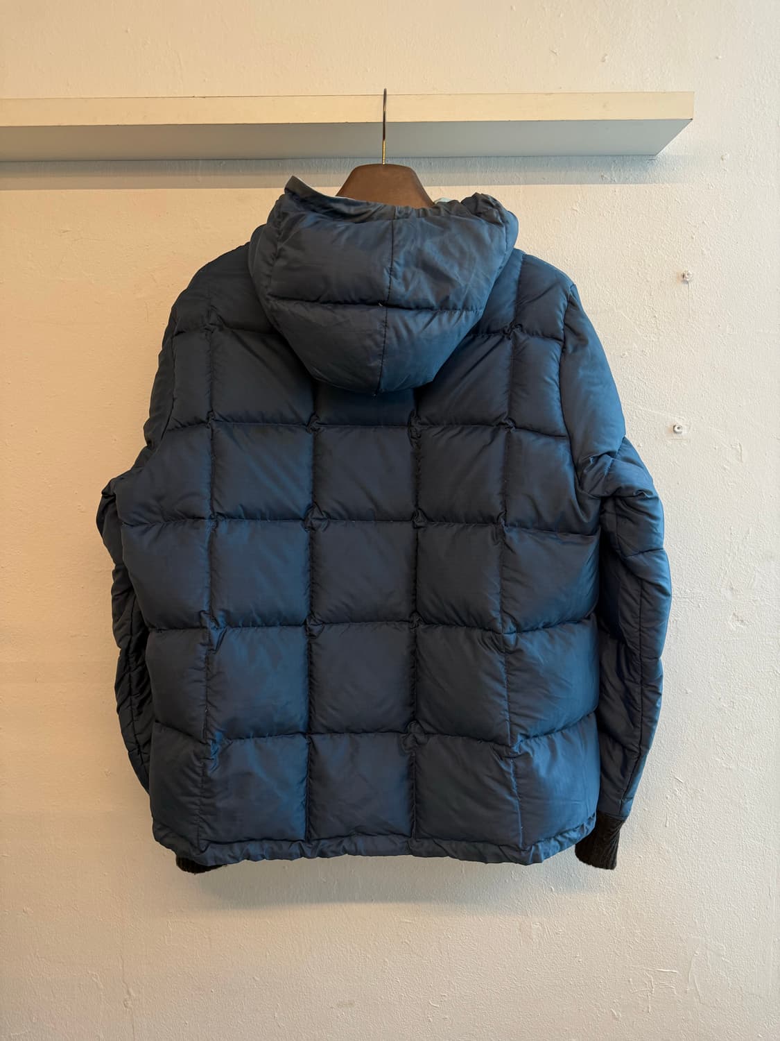 크레센트 다운웍스 패딩 상품이미지5