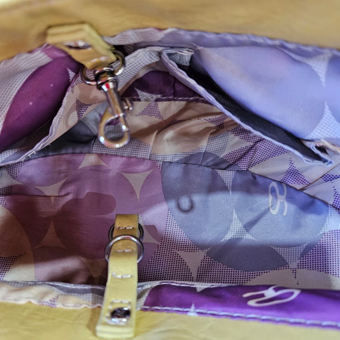 사보이 옐로우 하트 스팽글 토트백 상품이미지7