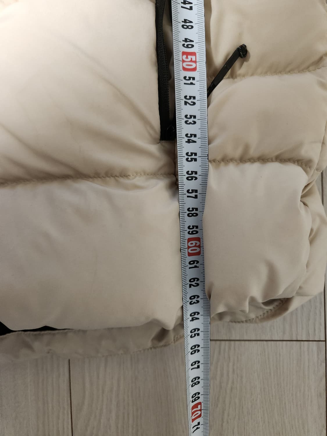 아이더 뉴 제레미 덕다운 패딩 자켓 사이즈105 xl

사진이나 실제로  상품이미지3