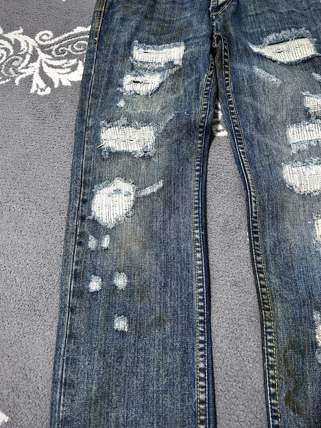 디젤 하드 스티치 디스트레스드 데님 팬츠 상품이미지3