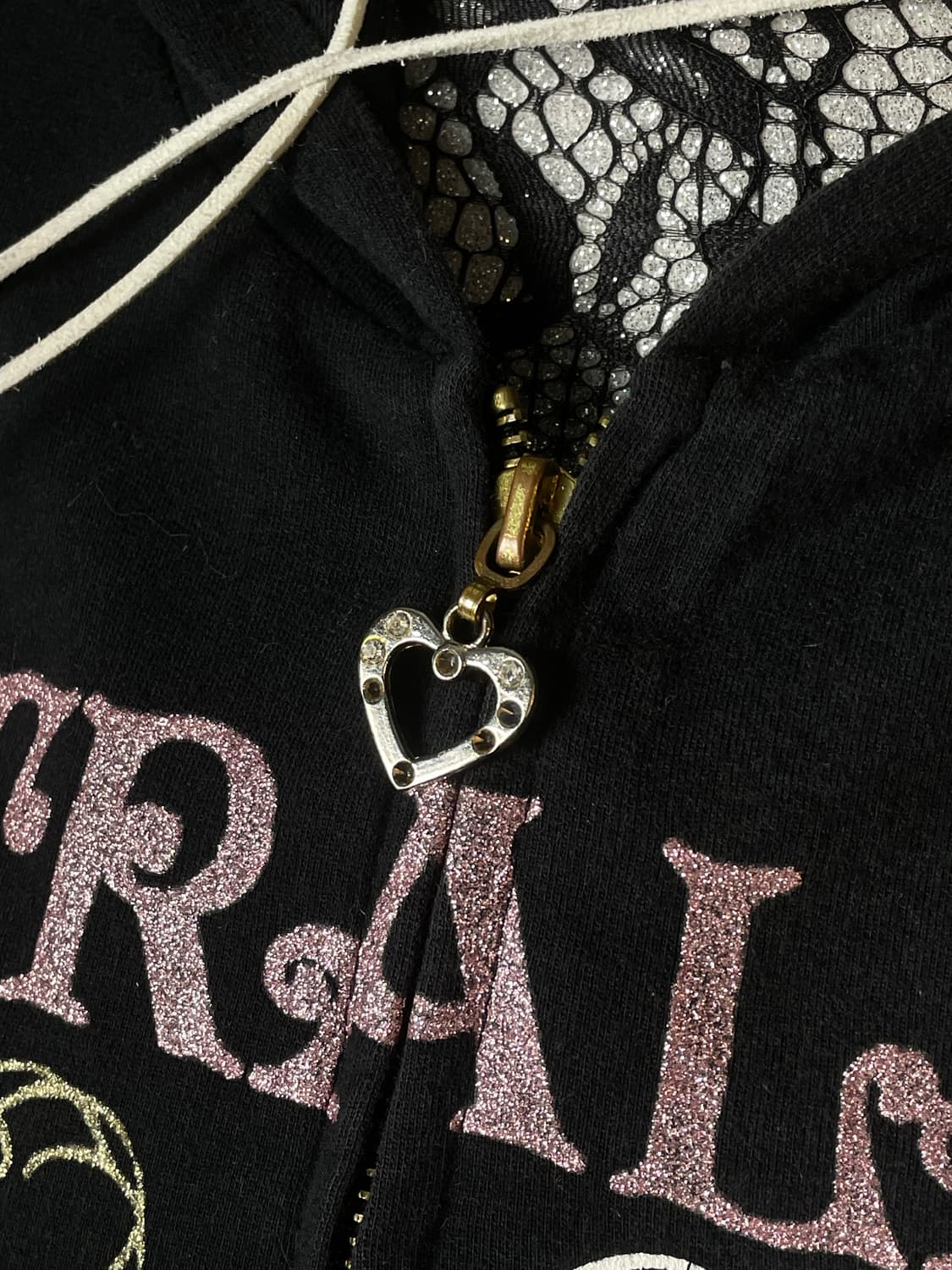 TRALALA 트랄랄라 갸루 핑크 레터링 블랙 후드집업 상품이미지7