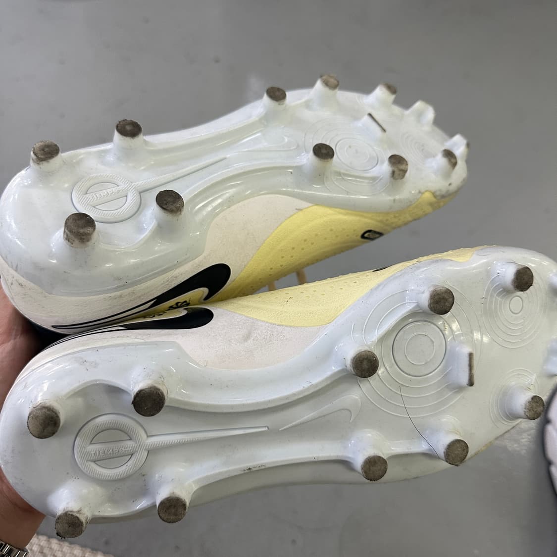 240 나이키 축구화 0406D 상품이미지5