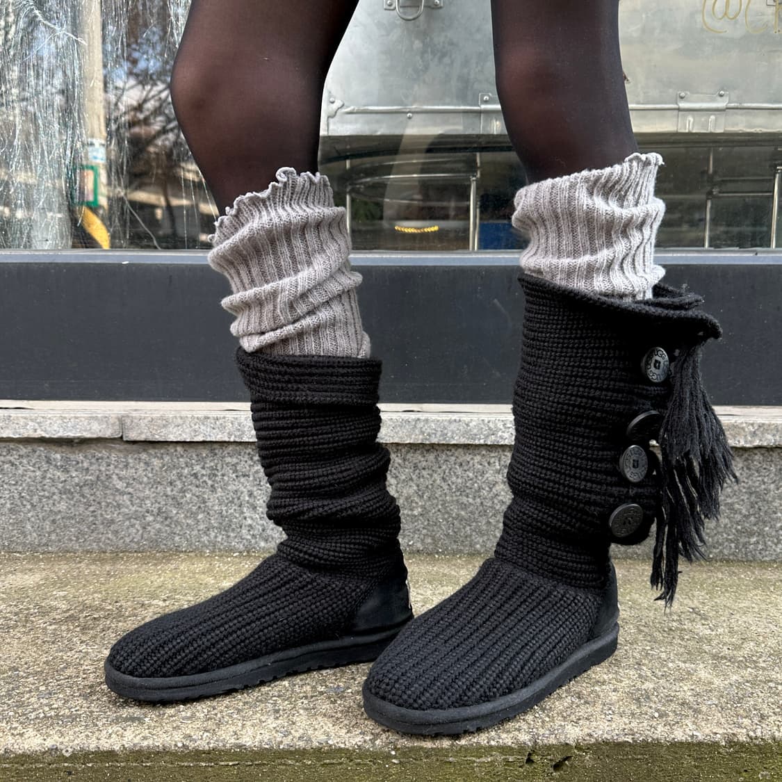 00s 레어 단추 5개 프린지 카디 어그 부츠 상품이미지1