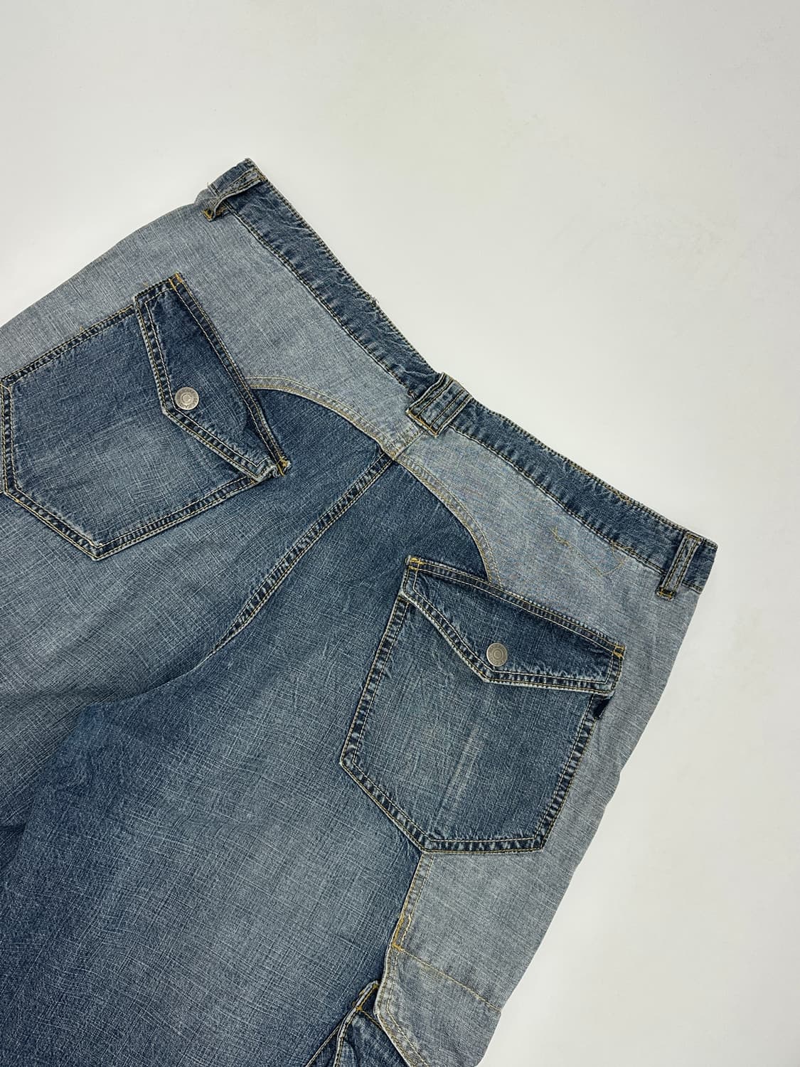 VTG 디테일 멀티 포켓 카고 버뮤다 팬츠 상품이미지7