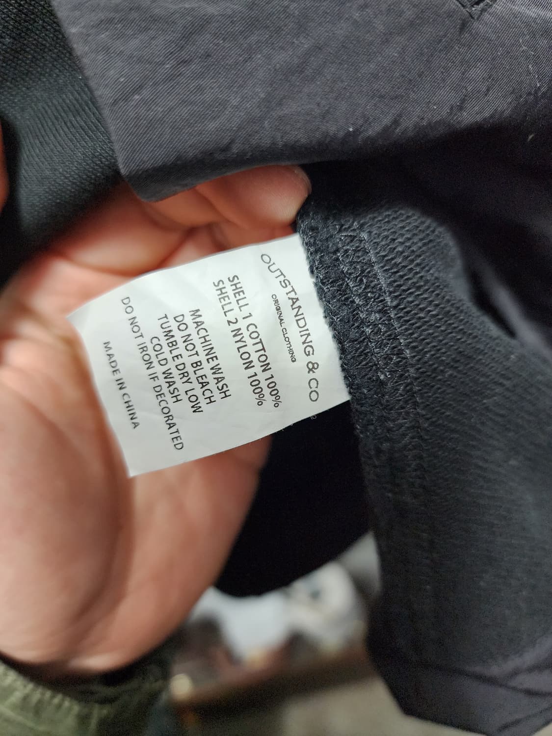 아웃스탠딩 유틸리티 tech 후드 반집업 상품이미지10