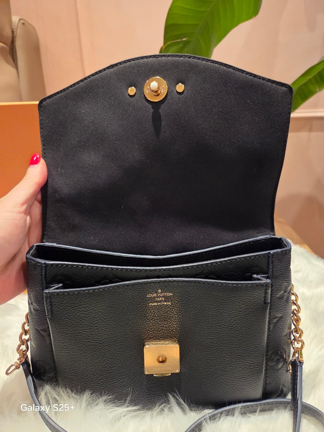 루이비통 앙프렝뜨 블랑 BB L308281 상품이미지3