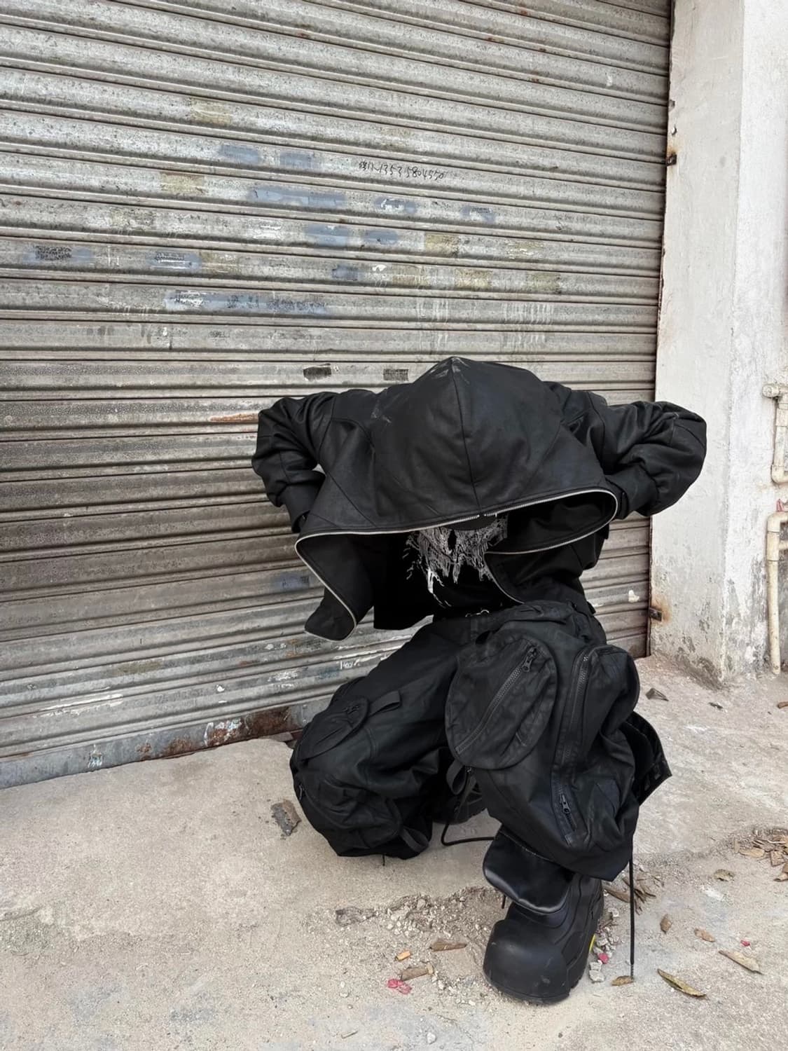 Vaguardia Dark Waxed Loose Utility Pants 상품이미지8