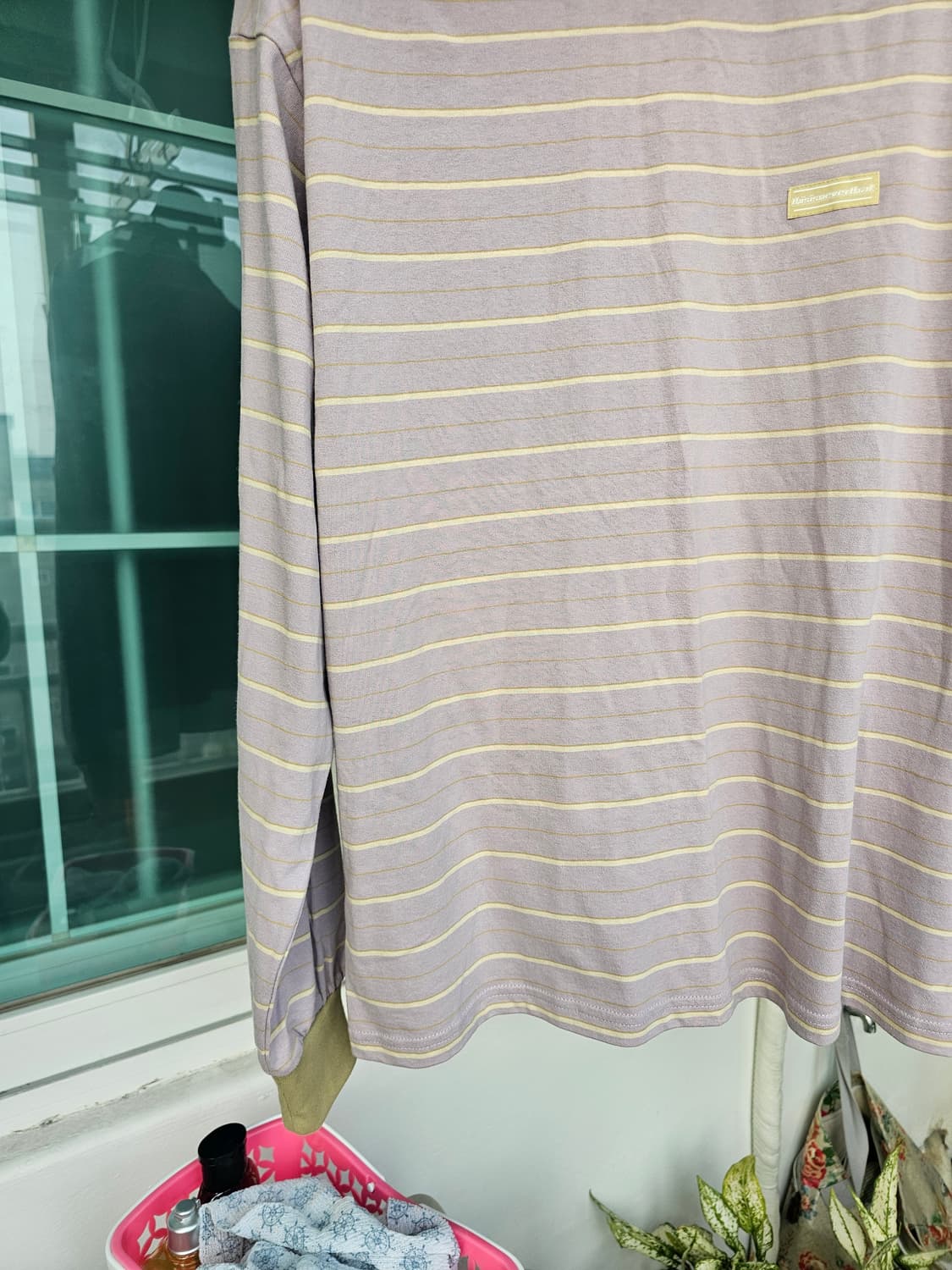 새상품))디스이즈네버댓 롱슬리브 팔아요 m맨투맨 긴팔티 100 상품이미지5