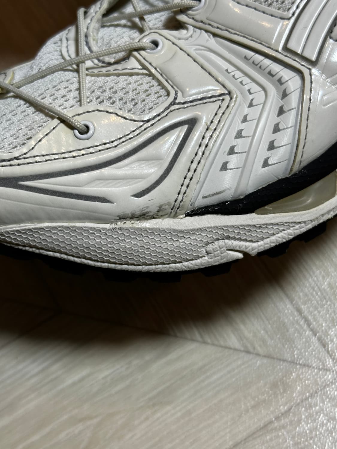 아식스 언어펙티드 젤카야노 14 270 사이즈 상품이미지4