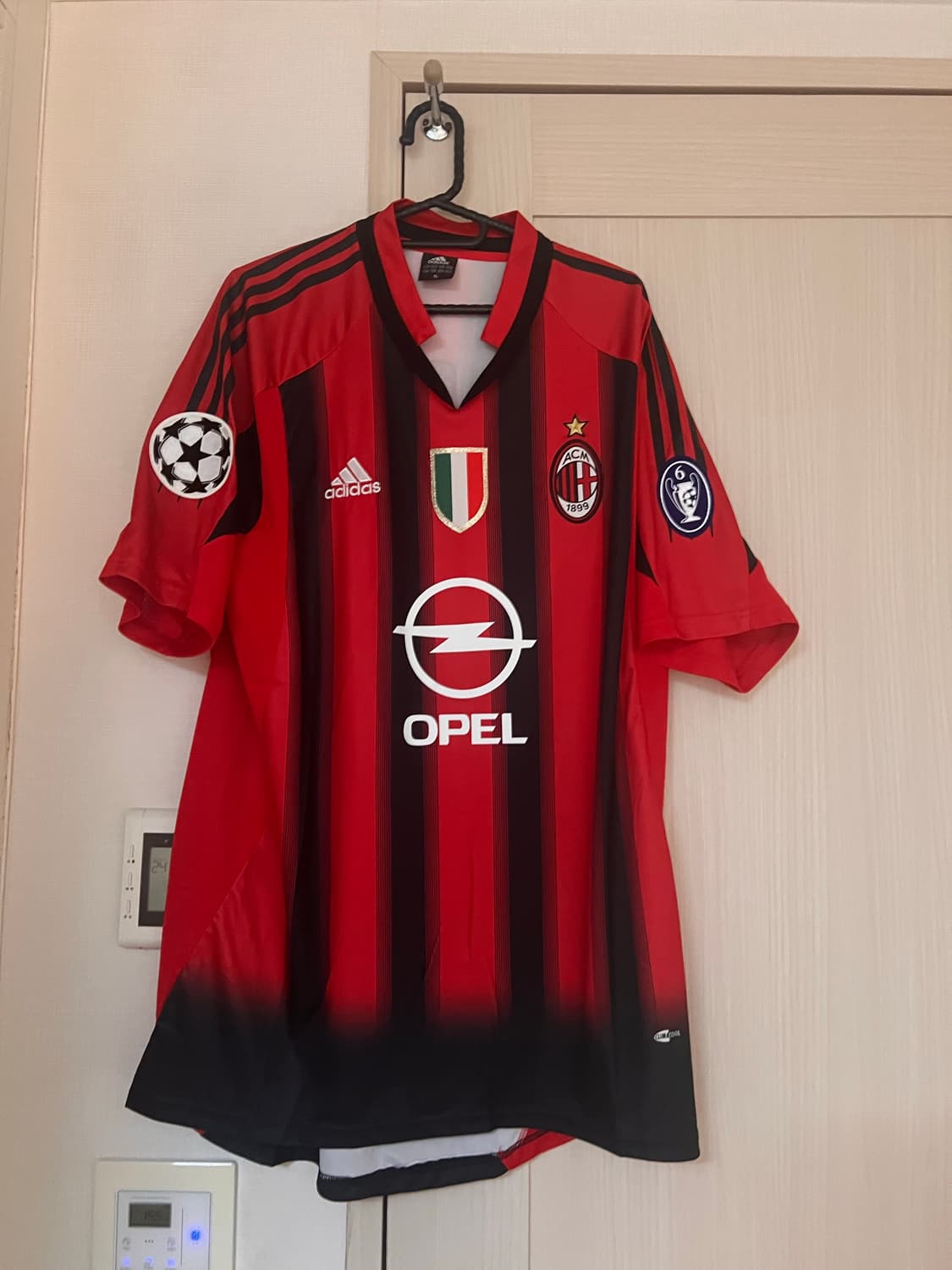 0405밀란 홈 유니폼 팝니다 상품이미지1