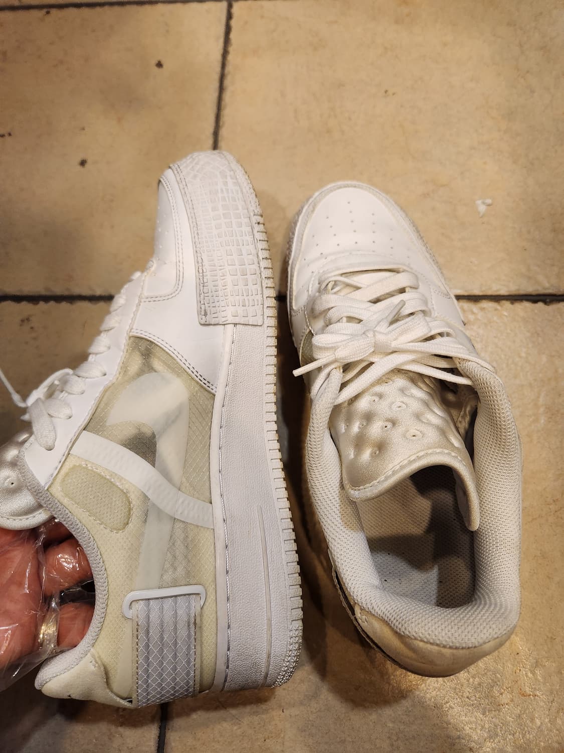 나이키 에어포스 1 타입 2 트리플화이트  상품이미지5